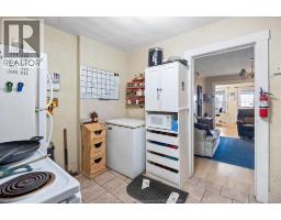1068 ST. LUKE - 8