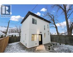 665 ALEXANDRINE STREET - 32
