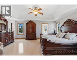696 GEORGE KENNEDY WAY - 23