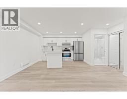 702 PIERRE - 27