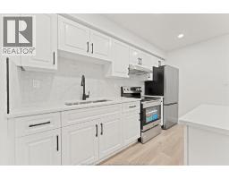 702 PIERRE - 29