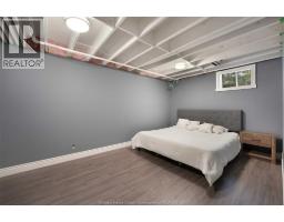 7566 HOWARD AVENUE - 33