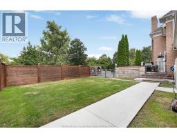 7566 HOWARD AVENUE - 45