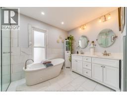 846 PARK - 22