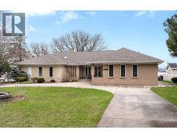 4470 RIVERSIDE DRIVE - 1