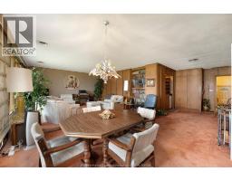 4470 RIVERSIDE DRIVE - 15