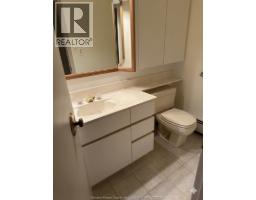 4470 RIVERSIDE DRIVE - 17