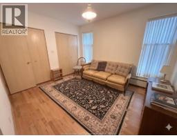 4470 RIVERSIDE DRIVE - 22