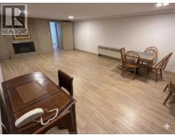 4470 RIVERSIDE DRIVE - 27
