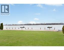 4470 RIVERSIDE DRIVE - 35