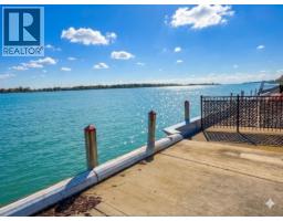 4470 RIVERSIDE DRIVE - 37