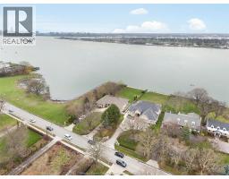 4470 RIVERSIDE DRIVE - 40