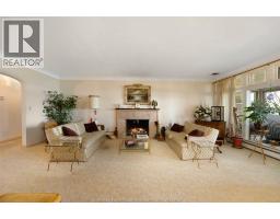 4470 RIVERSIDE DRIVE - 5