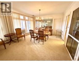 4470 RIVERSIDE DRIVE - 9