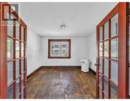 527-531 MCEWAN - 6