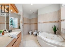 4572 LAKE GRANDE COURT - 26