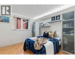4572 LAKE GRANDE COURT - 33