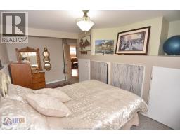 3658 IRONGATE - 20