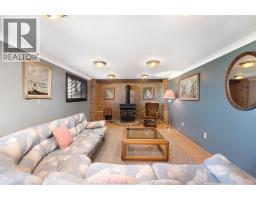 4675 HURON CHURCH LINE - 21
