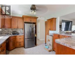 325 MCCURDY - 13