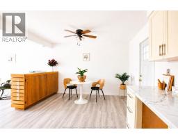 206-208 Arthur STREET North - 9