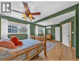 41 Mickle DRIVE - 25