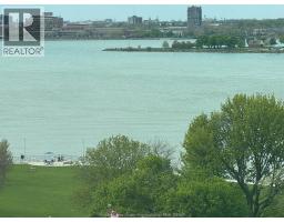 3601 RIVERSIDE DRIVE East UnitNo. 906 - 31