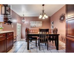 1654 Fairlea CRESCENT - 10
