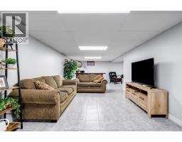 1654 Fairlea CRESCENT - 23