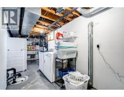 1654 Fairlea CRESCENT - 31