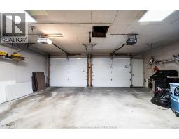 1654 Fairlea CRESCENT - 37