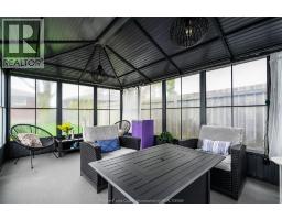 1654 Fairlea CRESCENT - 43