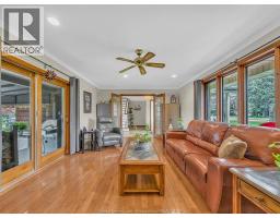 1787 St. Clair ROAD - 23