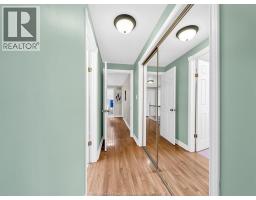 1787 St. Clair ROAD - 42