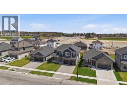39 MUIRFIELD DRIVE - 35