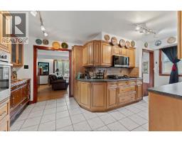 3086 AVONDALE AVENUE - 11