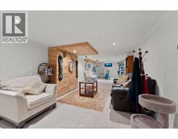3086 AVONDALE AVENUE - 26