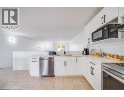 1488 IMPERIAL CRESCENT - 19