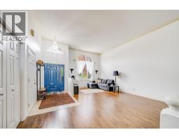 1488 IMPERIAL CRESCENT - 4