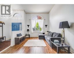 1488 IMPERIAL CRESCENT - 9