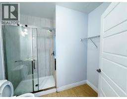 475 JOSEPHINE - 32