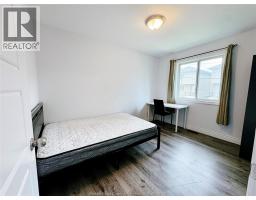 475 JOSEPHINE - 8