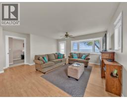 545 LAKEVIEW AVENUE - 15