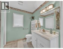 545 LAKEVIEW AVENUE - 22