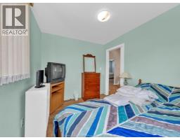 545 LAKEVIEW AVENUE - 25