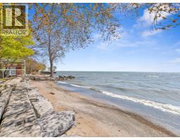 545 LAKEVIEW AVENUE - 48