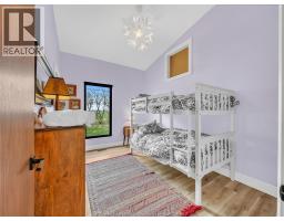 116 EAST BEACH - 27