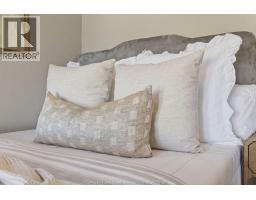 557 MOY AVE - 17