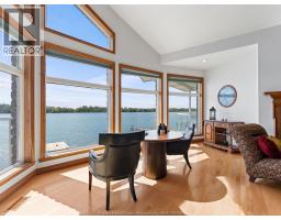 682 DALHOUSIE STREET - 14