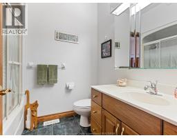 682 DALHOUSIE STREET - 23
